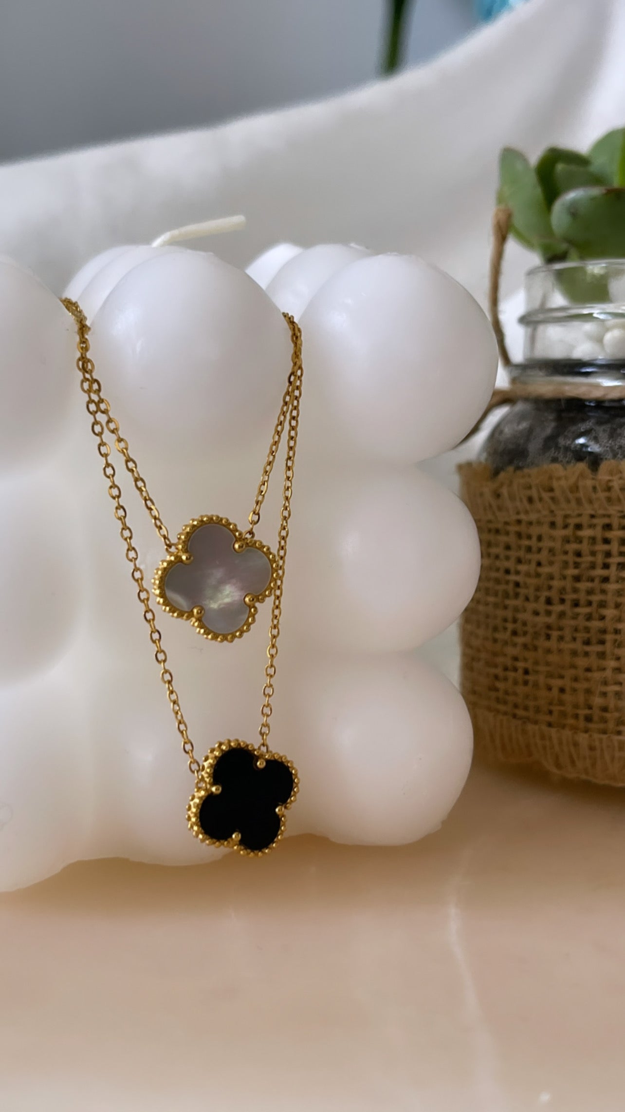 Van cleef and arpels deals clover necklace