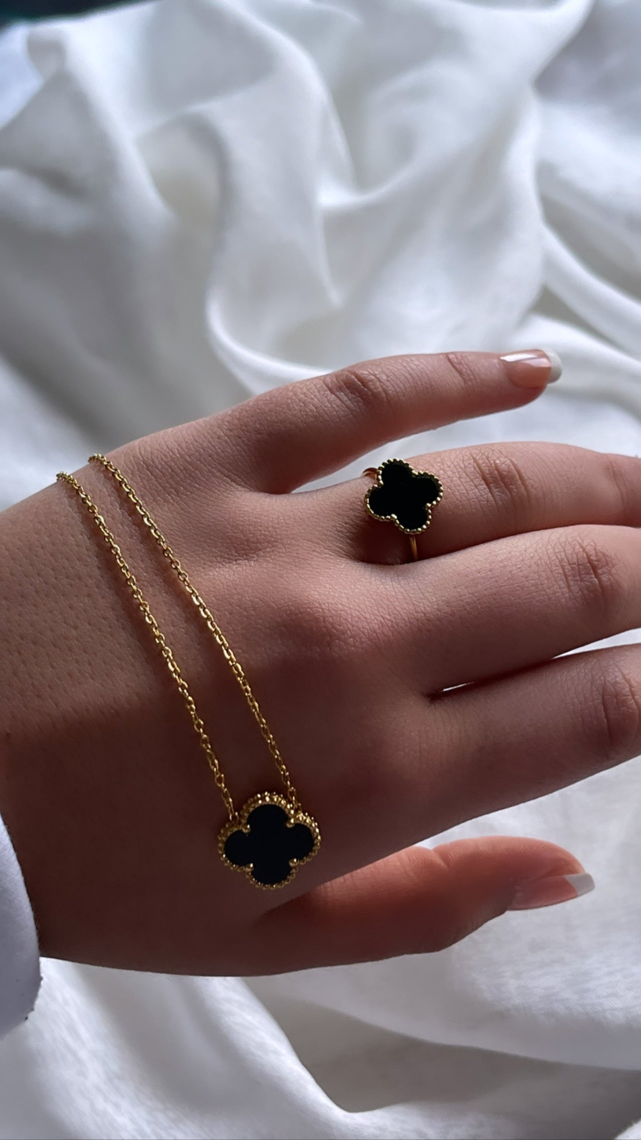 Clover Ring /Necklace Set