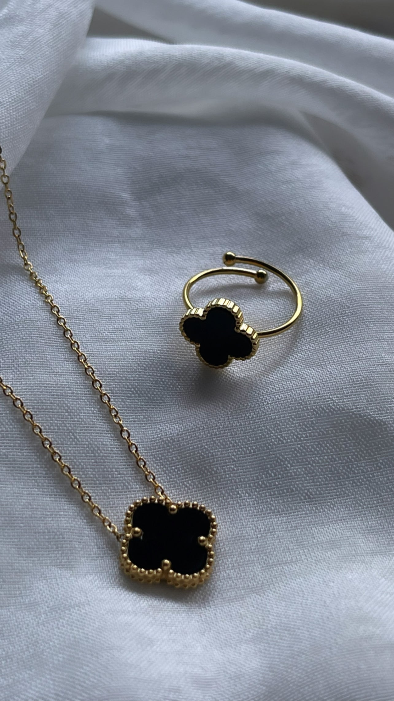 Clover Ring /Necklace Set